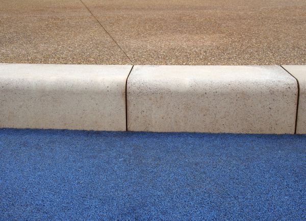 Cost of Curb And Sidewalk Installation in Redding
