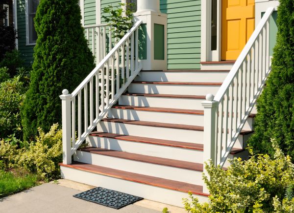 Cost of Front Steps Installation in Redding