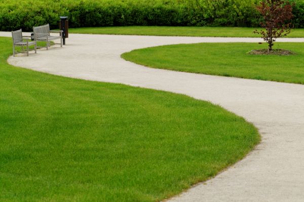 Cost of Sidewalk Concrete Service in Redding