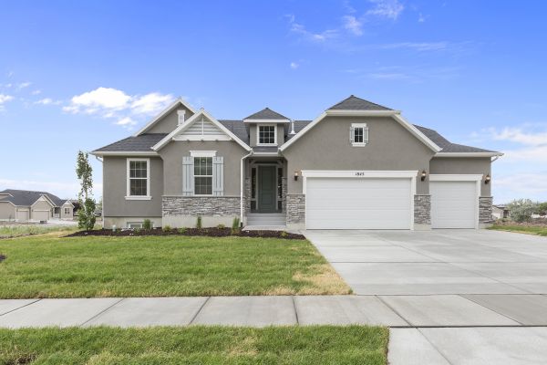 Residential Driveway Service in Redding