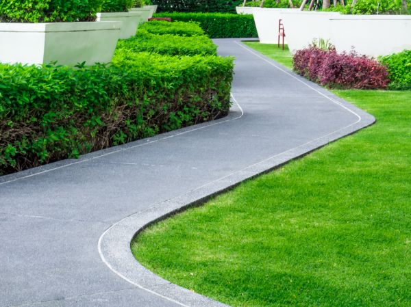 Cost of Walkway Curb Installation in Redding