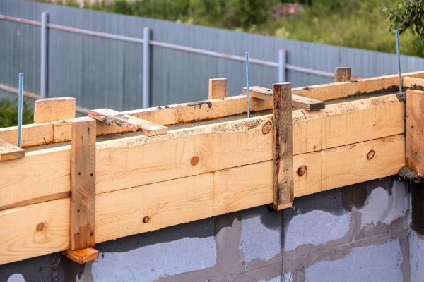 Poured Wall Construction in Redding
