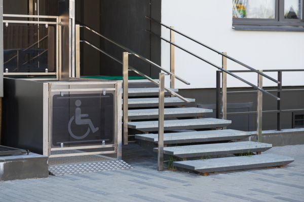 Cost of Entryway Stair Installation in Redding