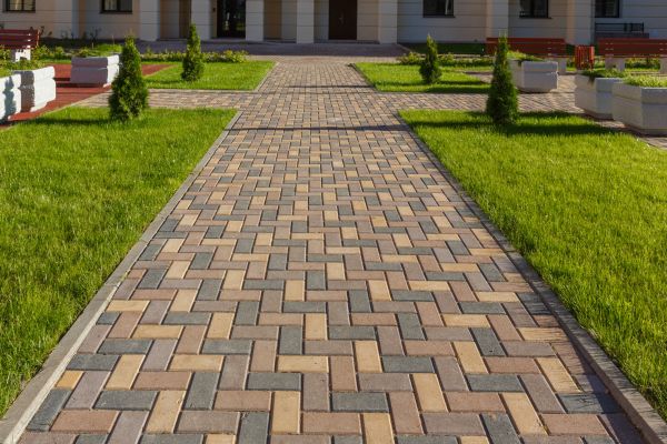 Cost of Paved Walkway Service in Redding