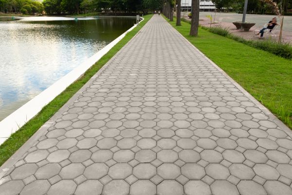 Cost of Paved Pathway Service in Redding