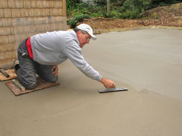 Flat Concrete Installation in Redding